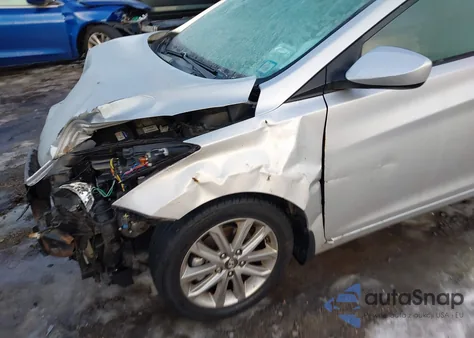 2016 Hyundai Elantra Se z USA, uszkodzony, nr VIN KMHDH4AE8GU488009